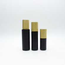 15ml black frosted glass roll on bottles with wood cap RO-148S